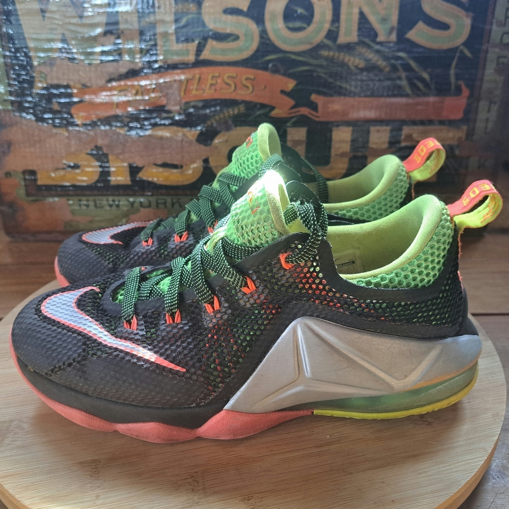 Nike LeBron 12 Low Remix Sneakers GS Size 4.5Y Green Volt Hot Lava 724557-003